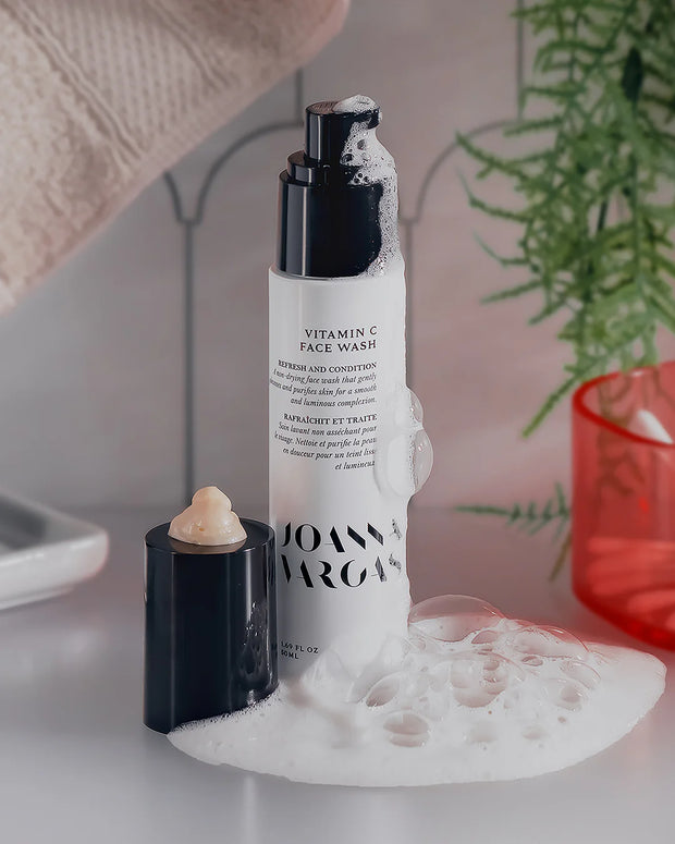 VITAMIN C FACE WASH JOANNA VARGAS