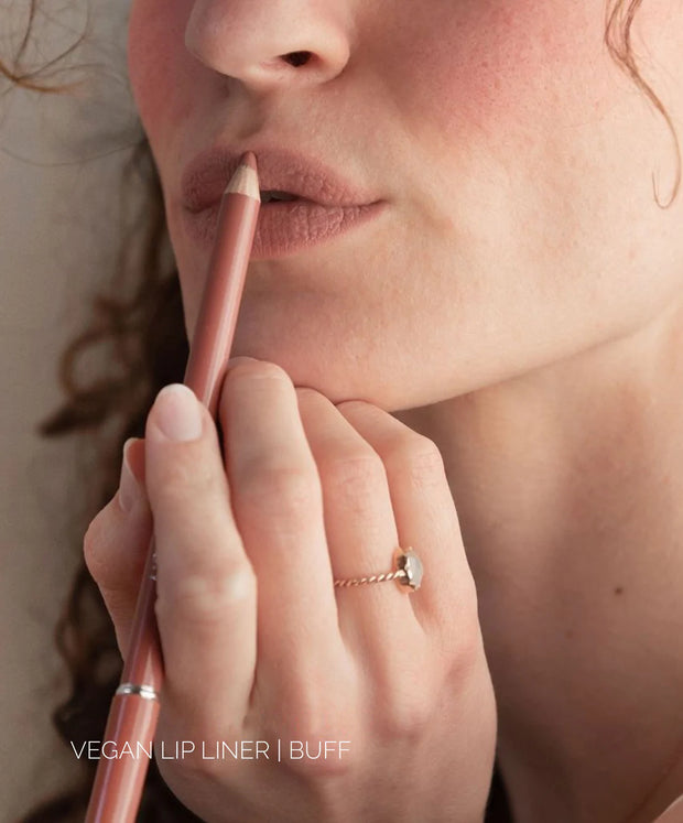 VEGAN LIP LINER FITGLOW BEAUTY